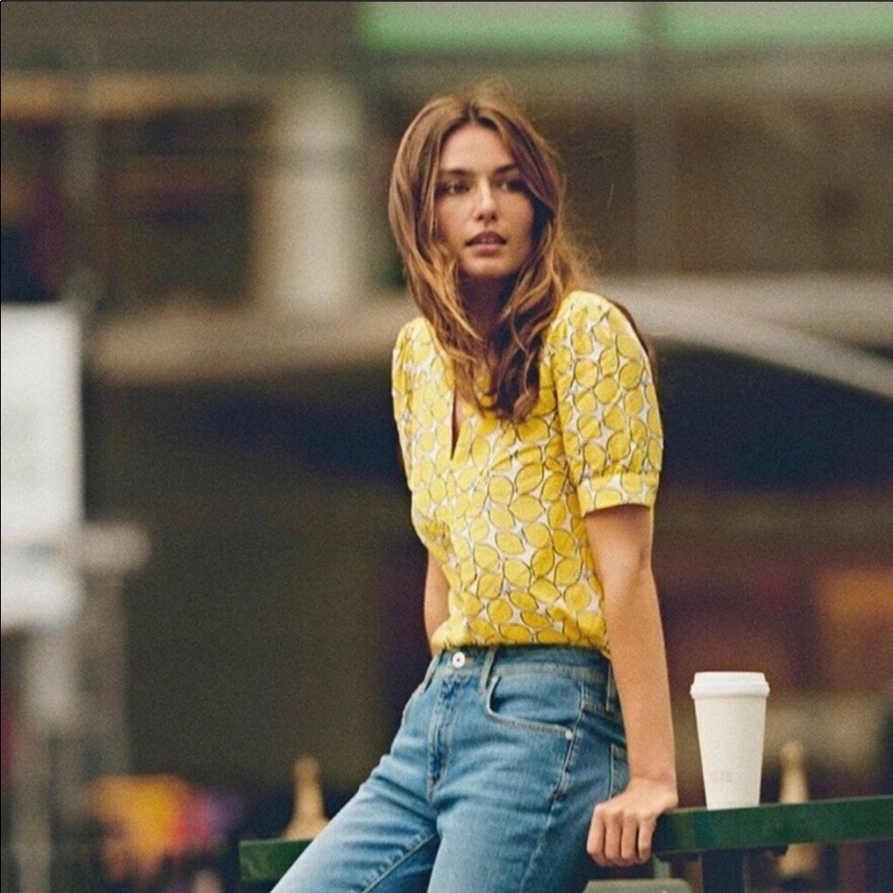 Anthropologie 52 Conversations lemon top